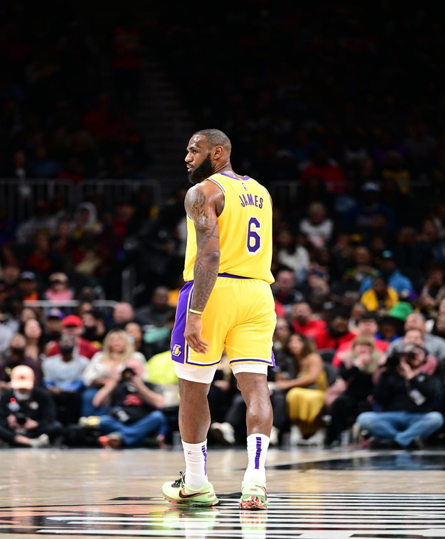 持肘部张力 持肘部张力